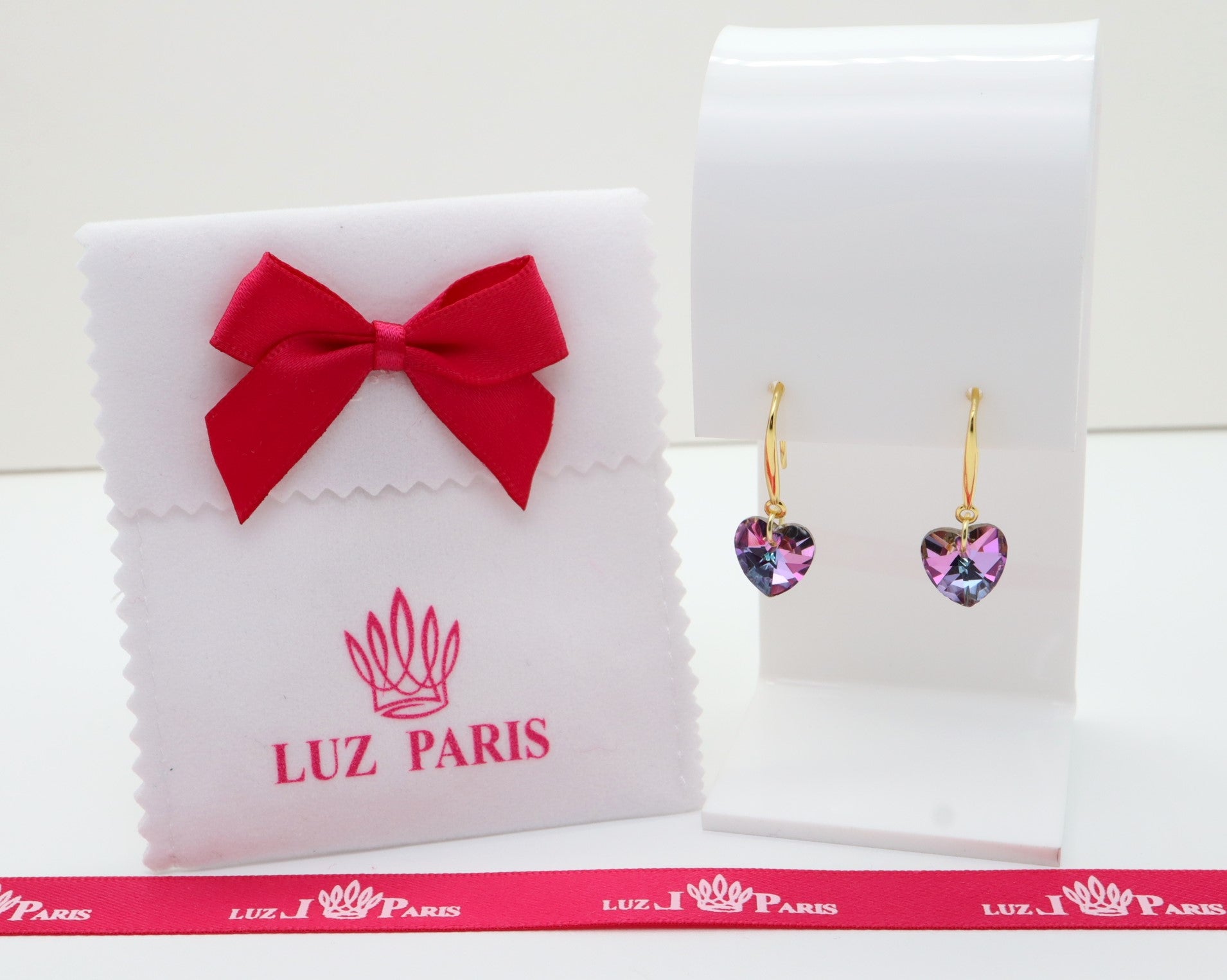 Pendientes Plata 925mls baño Oro 18 Kilates  Corazón colgante color amatista