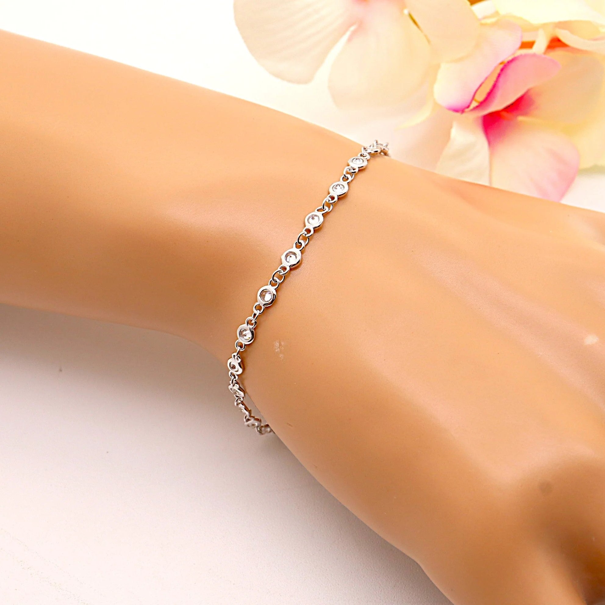 Pulsera Plata 925mls con Circonitas Blancas Redondas | Elegancia, Brillo y Estilo Atemporal