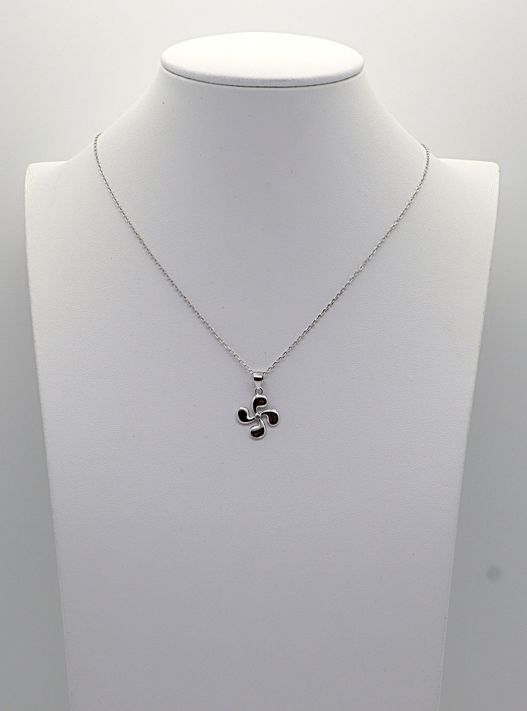 Collar Plata 925mls Lauburu Vasco con Circonita Blanca Central |Tradición, Brillo y Elegancia