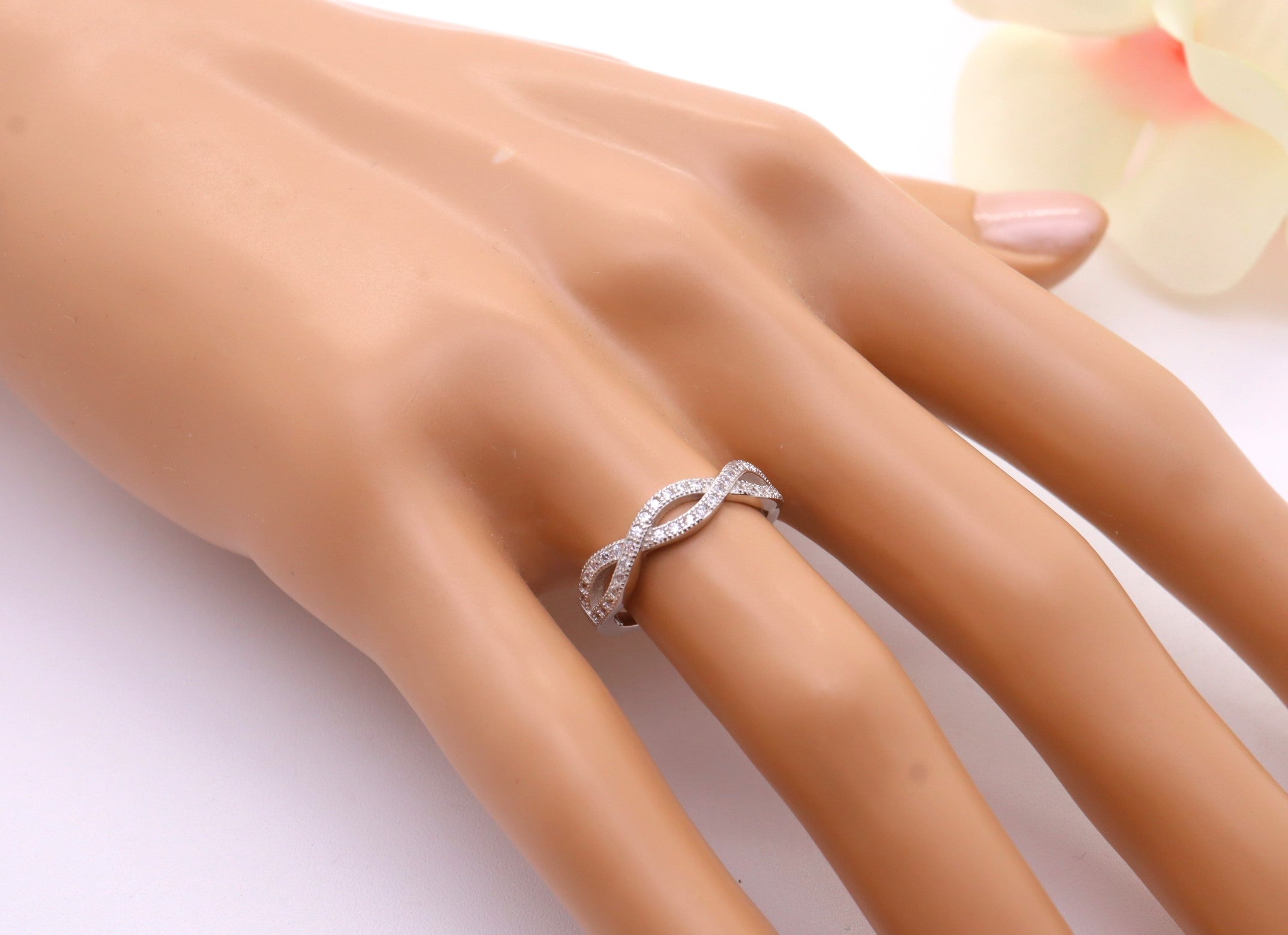 Anillo Plata 925mls Trenza con Circonitas