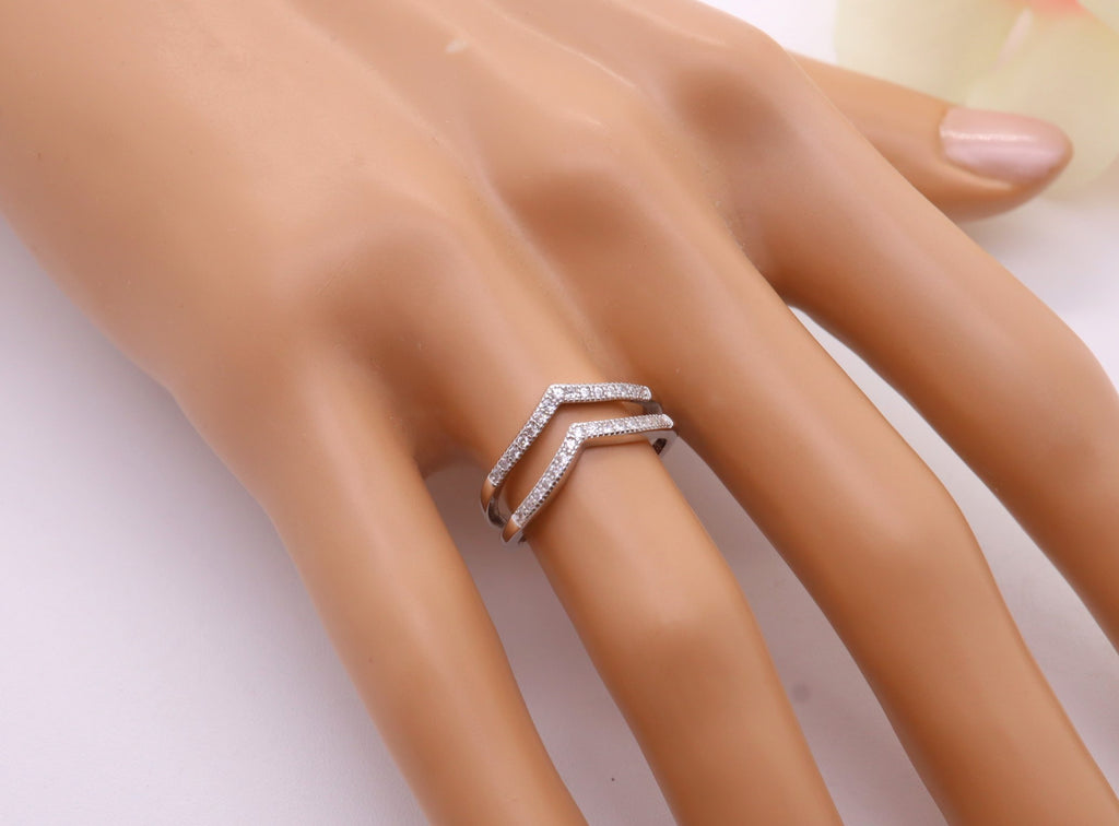 Anillo Plata 925mls doble V Circonitas