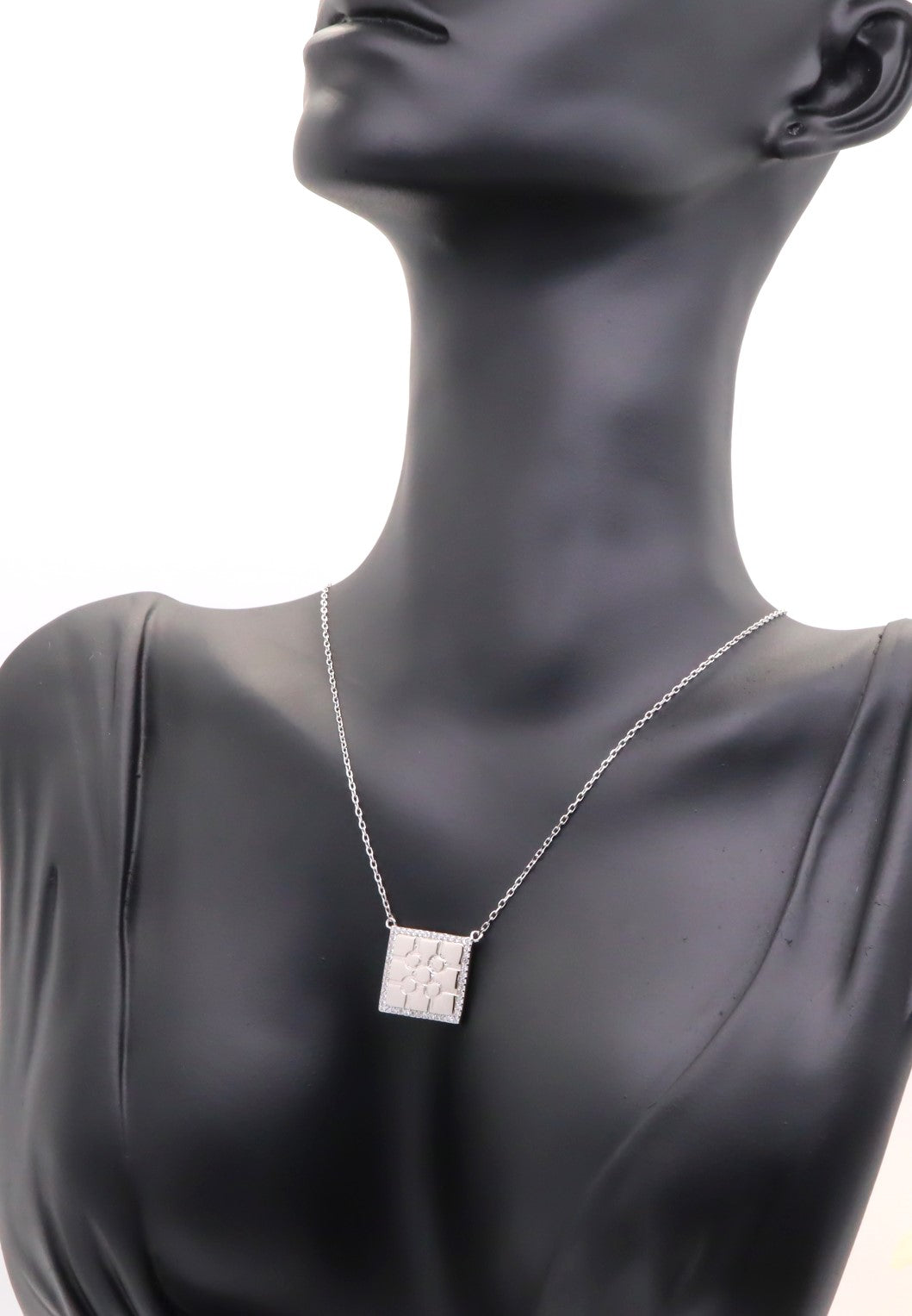 Collar Plata 925mls Baldosa Bilbao con Circonitas blancas