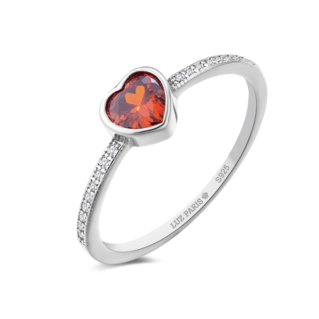 Anillo Plata 925mls Corazón Rojo con Circonitas blancas