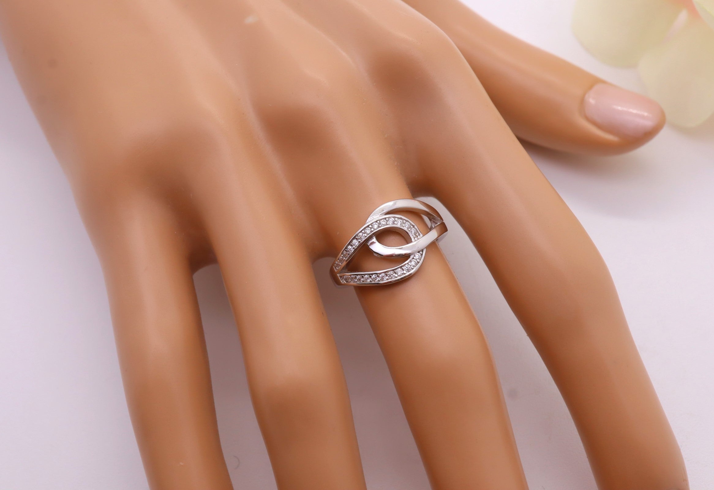 Anillo Plata 925mls Doble Enlazado con Circonitas