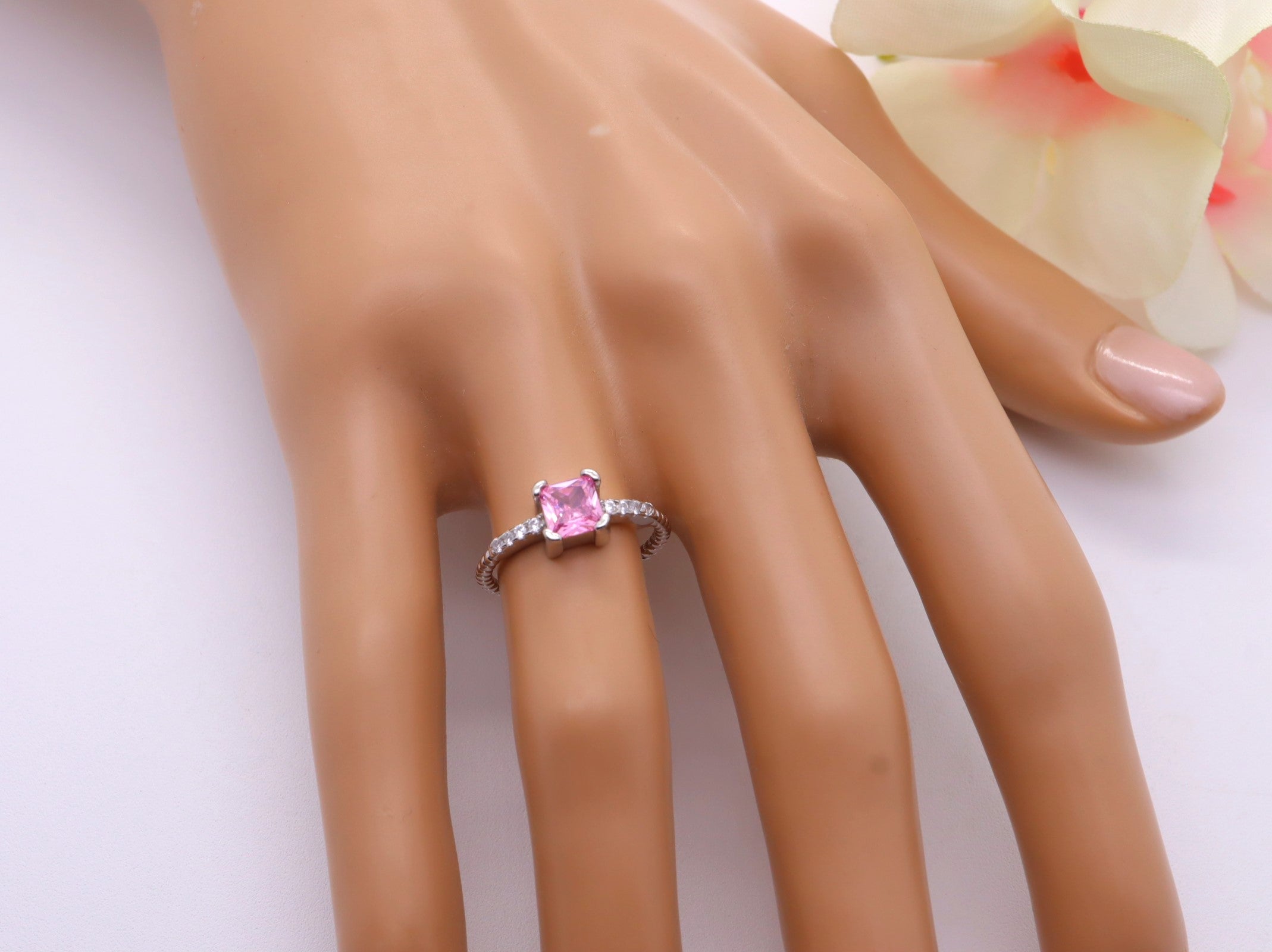 Anillo Plata 925mls Circonita Rosa talla Princesa