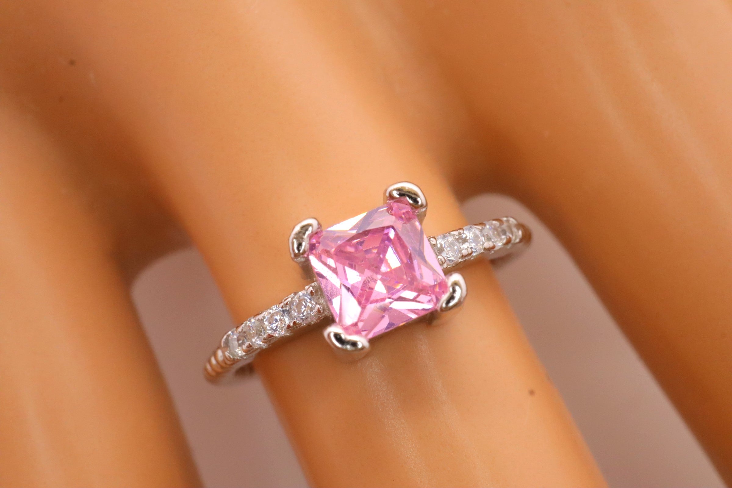 Anillo Plata 925mls Circonita Rosa talla Princesa