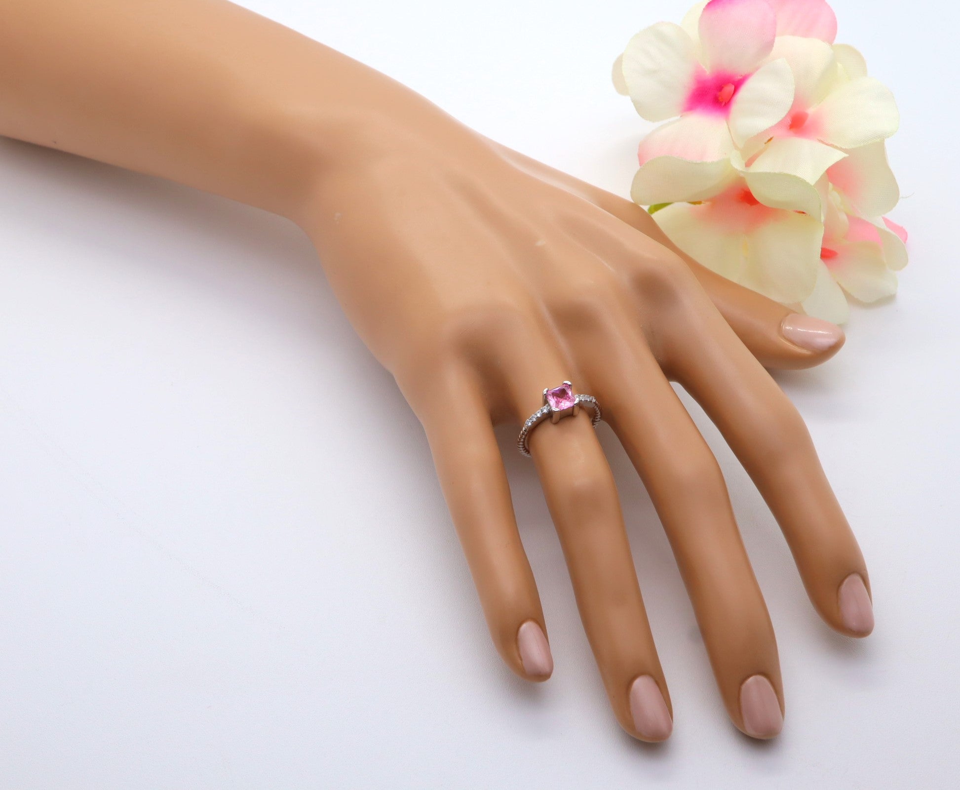Anillo Plata 925mls Circonita Rosa talla Princesa