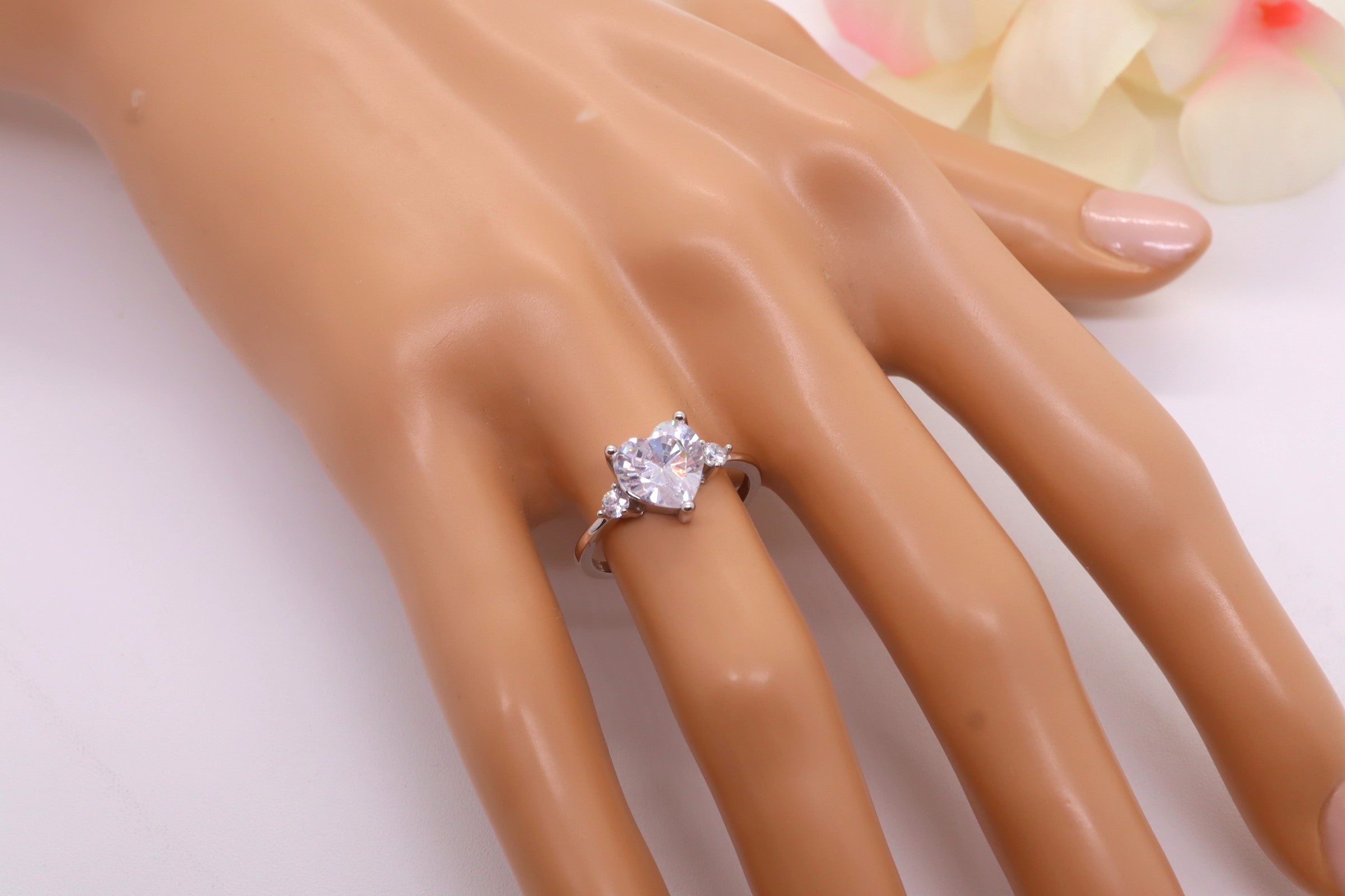 Anillo Plata 925mls Corazón blanco Circonitas