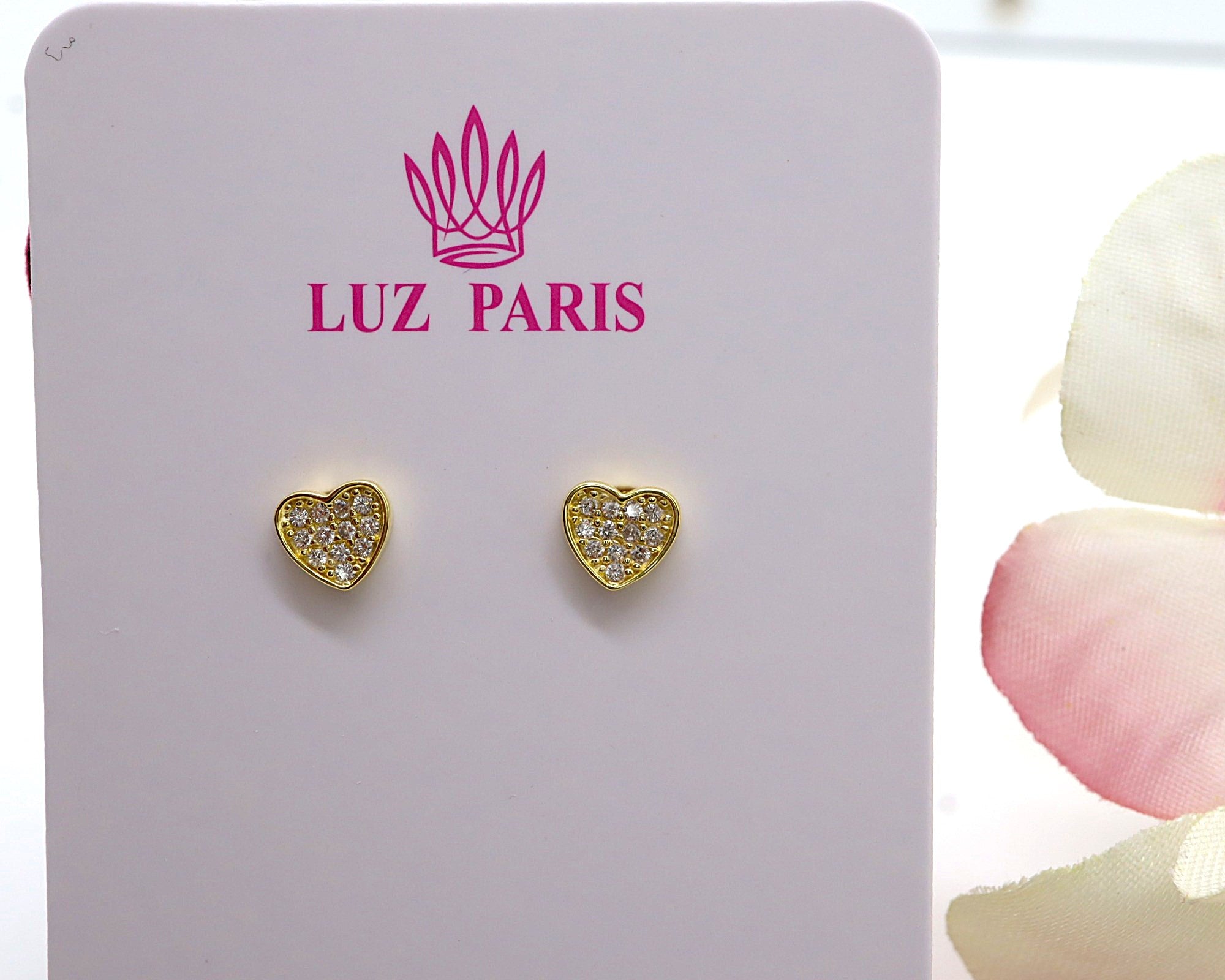 Pendientes Plata 925mls baño Oro 18 Kilates Corazón con 12 circonitas blancas