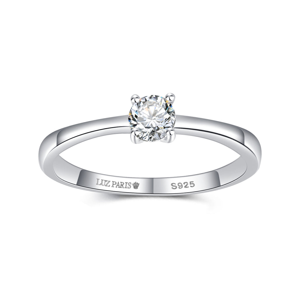 Anillo Plata 925mls Solitario blanco fino