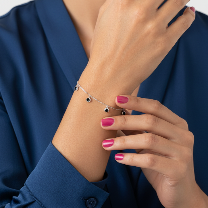 Pulsera Plata 925 con 5 Circonitas Negras Azabache | Joyería Moderna y Elegante | Regalo Mujer | Pulsera Ajustable Hecha a Mano