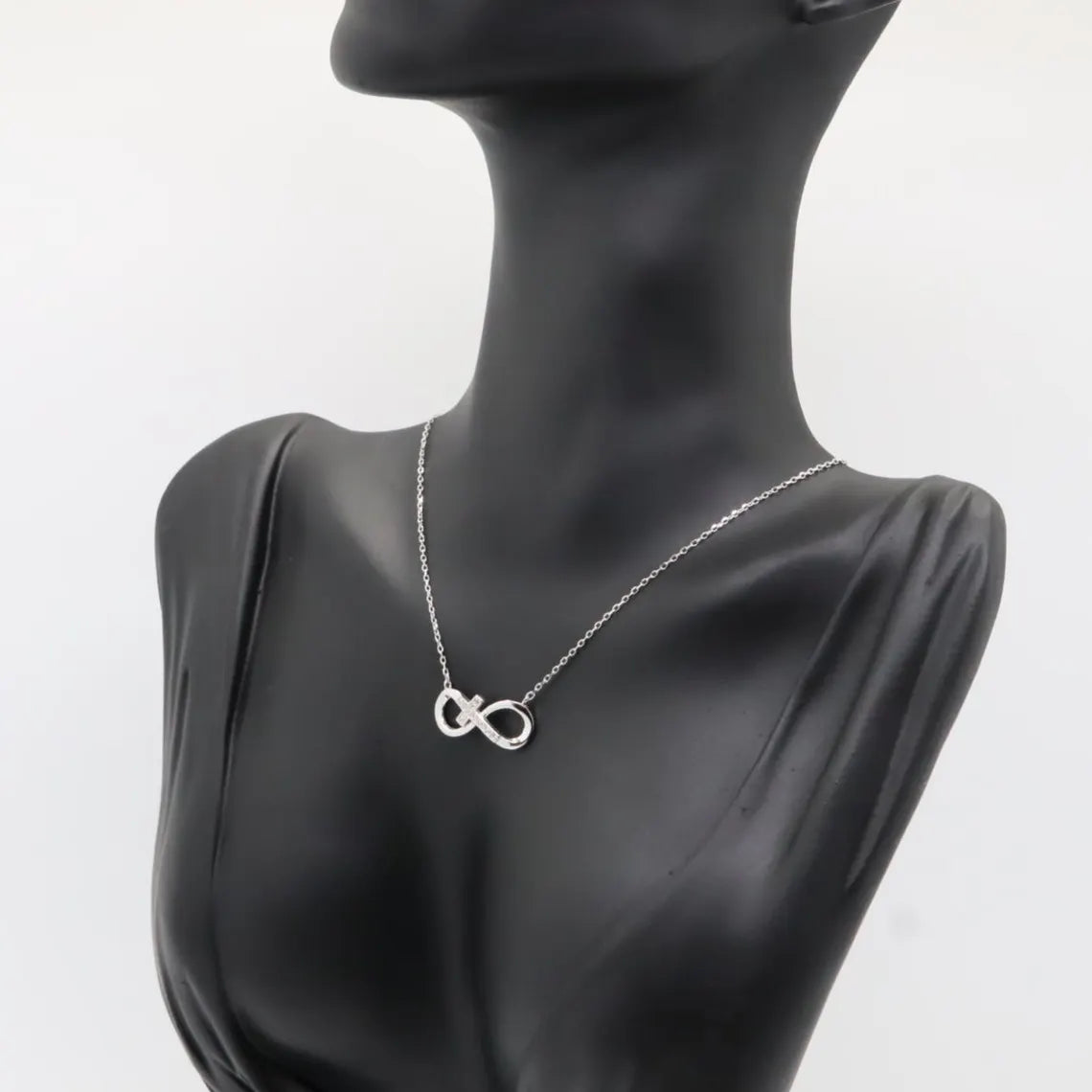 Collar Plata 925mls Infinito Cruz con circonitas blancas