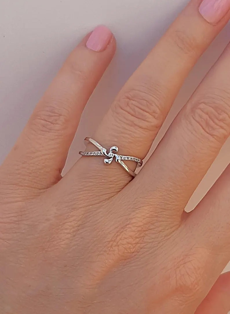 Anillo Plata 925 Lauburu Vasco – Diseño Exclusivo de Identidad Vasca – Joya Artesanal (6 Tallas disponible)