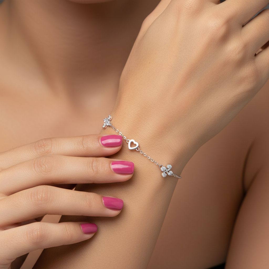 Pulsera Plata 925mls con 3 Lauburu Vasco y 2 Corazones | Joyería Vasca | Diseño Exclusivo LUZ PARIS