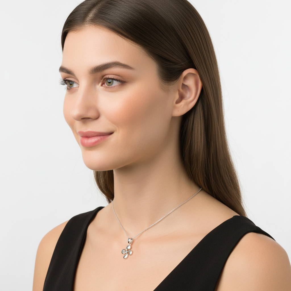 Collar Plata 925mls Lauburu Vasco con Circonita Blanca Central |Tradición, Brillo y Elegancia