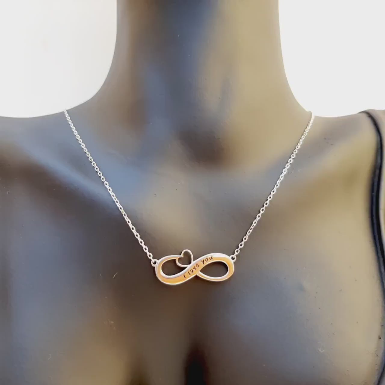 Collar Plata 925mls Corazón Infinito "I love You" con Circonitas — Amor Eterno y Elegancia