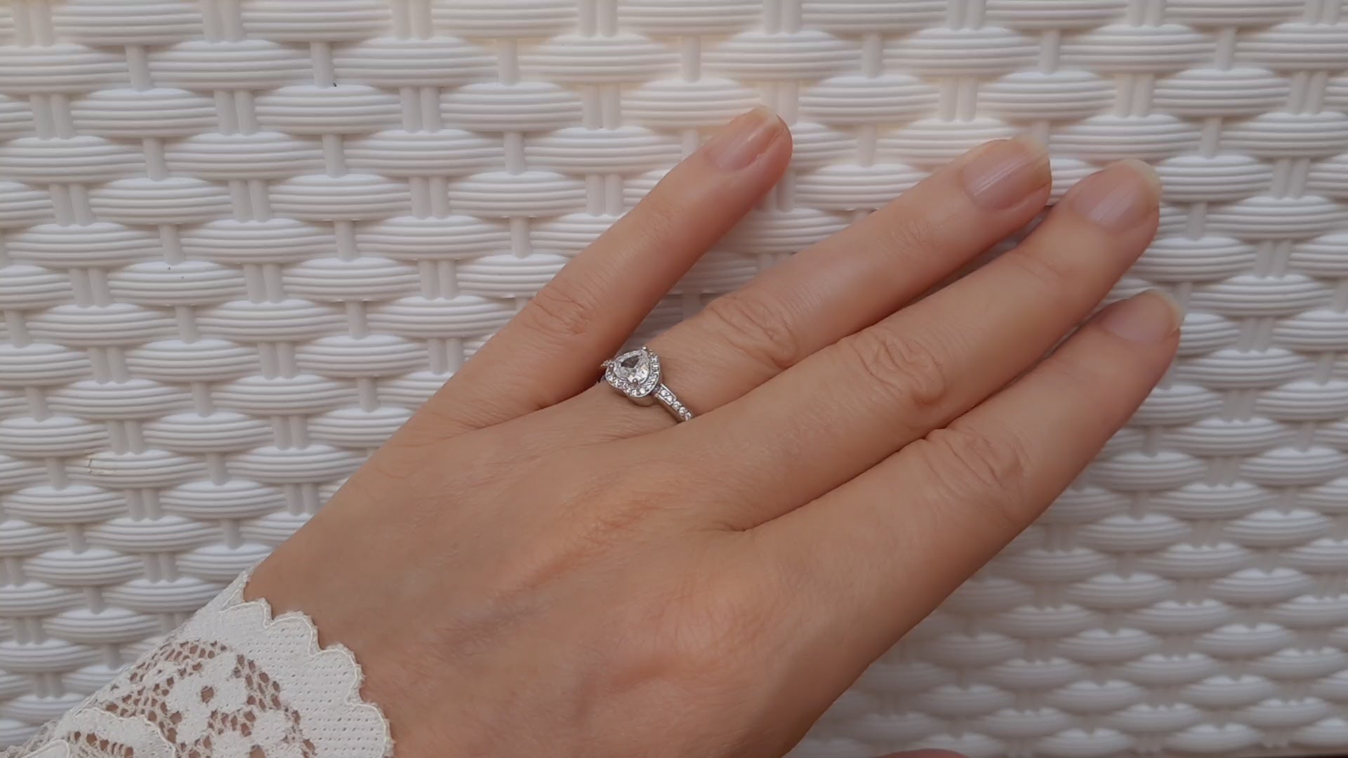 Anillo Plata 925mls Corazón con Circonitas blancas